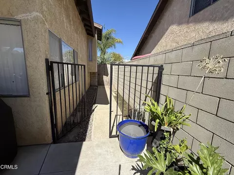Exterior - 1520 Jason Pl, Oxnard, CA 93033 photo 5 of 5