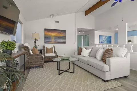 Living - 261 Hollywood Blvd, Oxnard, CA 93035 photo 5 of 5