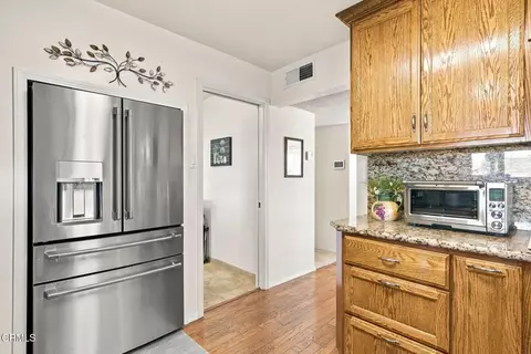 Kitchen - 10606 Dee Dee Ave, Bakersfield, CA 93312 photo 7 of 7