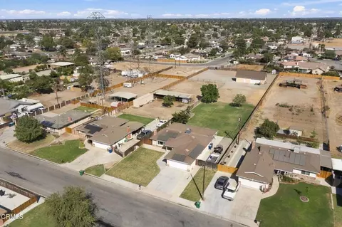 View/Area - 10606 Dee Dee Ave, Bakersfield, CA 93312 photo 3 of 7