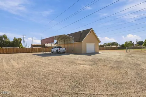 Exterior - 10606 Dee Dee Ave, Bakersfield, CA 93312 photo 9 of 12
