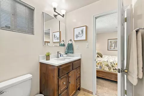 Bath - 10606 Dee Dee Ave, Bakersfield, CA 93312 photo 1 of 4