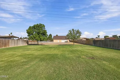 Exterior - 10606 Dee Dee Ave, Bakersfield, CA 93312 photo 4 of 12