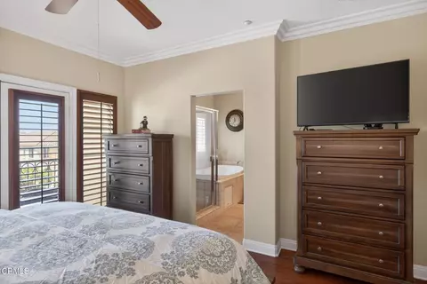 Bedroom - 1315 Bayside Cir, Oxnard, CA 93035 photo 3 of 4