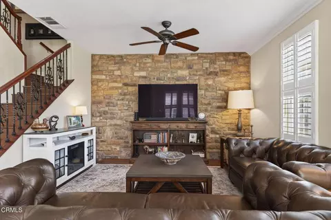 Living - 1315 Bayside Cir, Oxnard, CA 93035 photo 3 of 6
