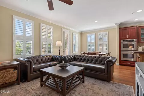 Living - 1315 Bayside Cir, Oxnard, CA 93035 photo 5 of 6