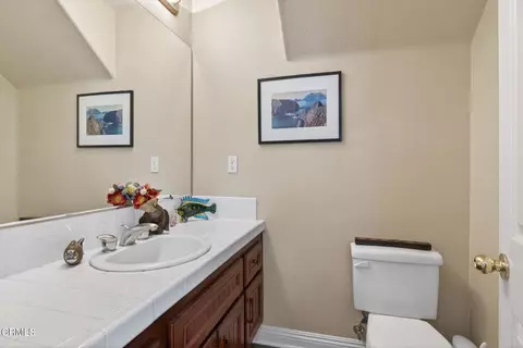 Bath - 1315 Bayside Cir, Oxnard, CA 93035 photo 1 of 6