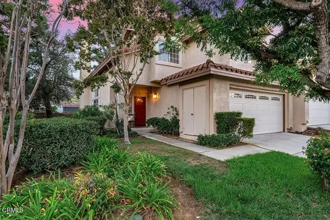 1092 Amberton Ln, Newbury Park, CA 91320