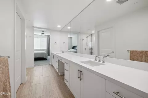 Bath - 2800 Wagon Wheel Rd #304, Oxnard, CA 93036 photo 2 of 3
