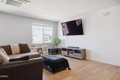 Other - 2800 Wagon Wheel Rd #304, Oxnard, CA 93036 photo 4 of 11