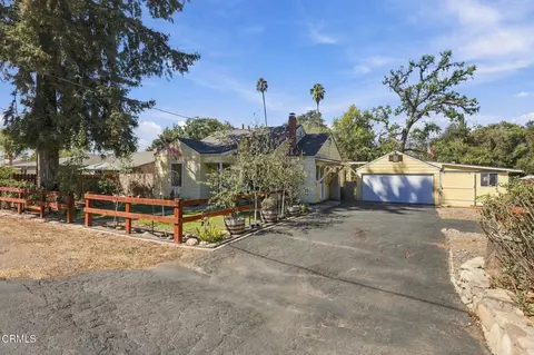 Exterior - 1303 Cruzero St, Ojai, CA 93023 photo 5 of 23