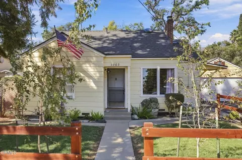 Exterior - 1303 Cruzero St, Ojai, CA 93023 photo 3 of 23