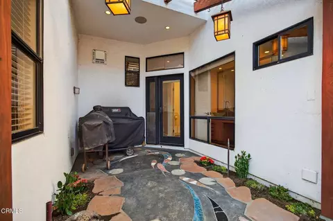 Exterior - 2916 Lakeshore Ct, Oxnard, CA 93035 photo 5 of 6