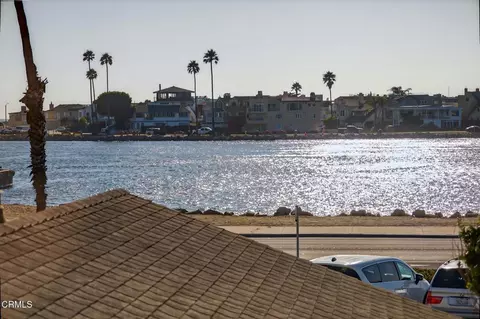 View/Area - 2916 Lakeshore Ct, Oxnard, CA 93035 photo 7 of 9