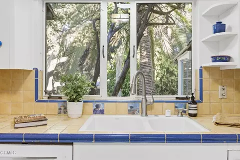 Kitchen - 610 W Eucalyptus St, Ojai, CA 93023 photo 4 of 4