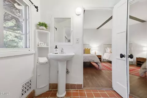 Bath - 610 W Eucalyptus St, Ojai, CA 93023 photo 1 of 1
