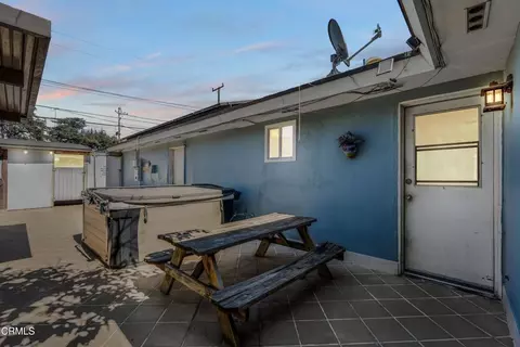 Exterior - 405 W Beverly Dr, Oxnard, CA 93030 photo 5 of 5