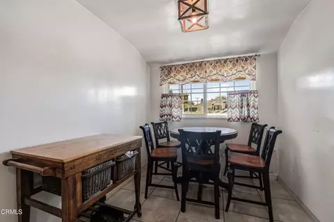 Dining - 405 W Beverly Dr, Oxnard, CA 93030 photo 3 of 3