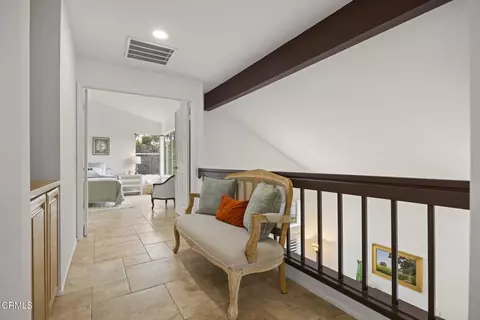 Entry Way - 708 Kickapoo Dr, Ventura, CA 93001 photo 2 of 2
