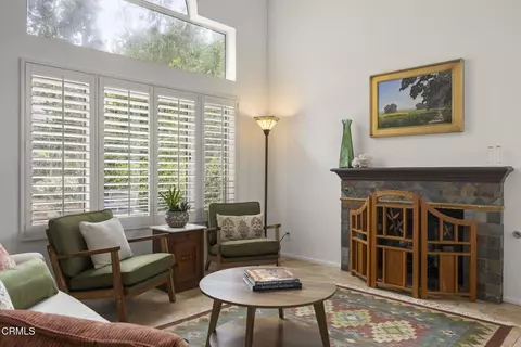 Living - 708 Kickapoo Dr, Ventura, CA 93001 photo 2 of 2
