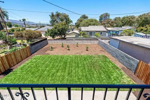 Exterior - 175 E Lewis St, Ventura, CA 93001 photo 7 of 9