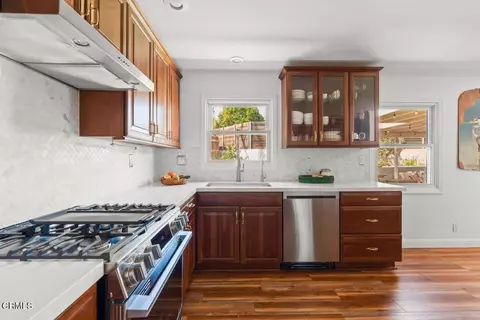 Kitchen - 1303 Sunset Pl, Ojai, CA 93023 photo 2 of 2