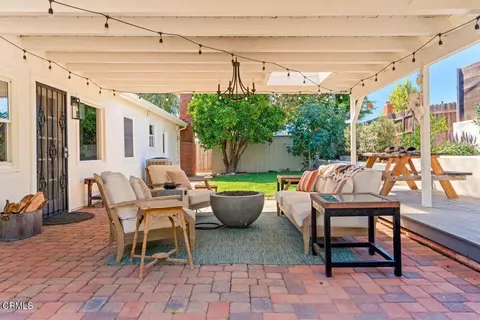 Exterior - 1303 Sunset Pl, Ojai, CA 93023 photo 3 of 8