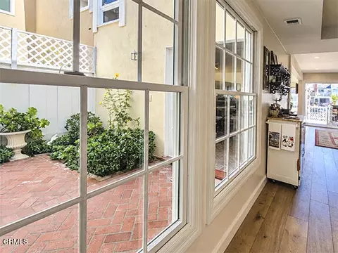 Entry Way - 2020 Kingsbridge Way, Oxnard, CA 93035 photo 2 of 5