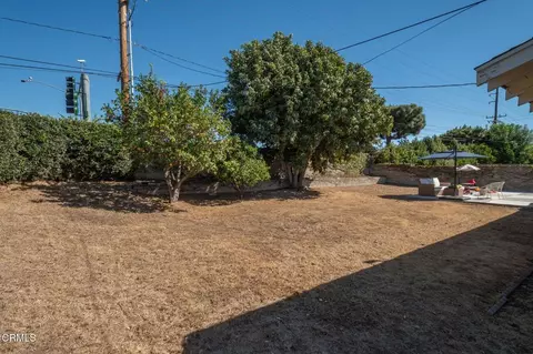 Exterior - 894 Barton Ave, Camarillo, CA 93010 photo 5 of 7