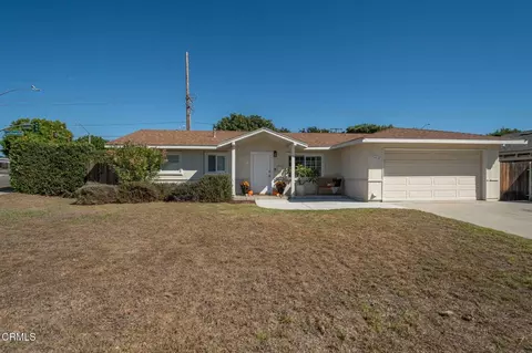 Exterior - 894 Barton Ave, Camarillo, CA 93010 photo 2 of 7