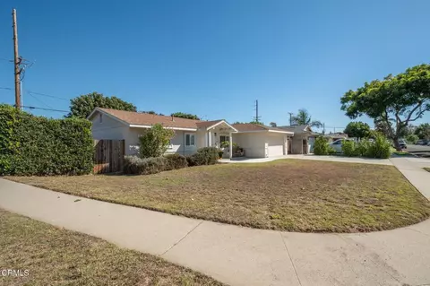 Exterior - 894 Barton Ave, Camarillo, CA 93010 photo 3 of 7