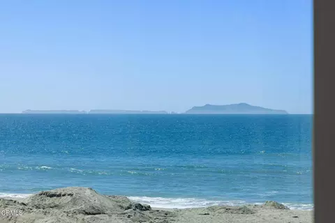 View/Area - 1045 Mandalay Beach Rd, Oxnard, CA 93035 photo 2 of 2