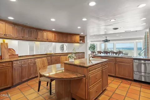 Kitchen - 1045 Mandalay Beach Rd, Oxnard, CA 93035 photo 1 of 4