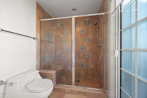 Bath - 1045 Mandalay Beach Rd, Oxnard, CA 93035 photo 5 of 11