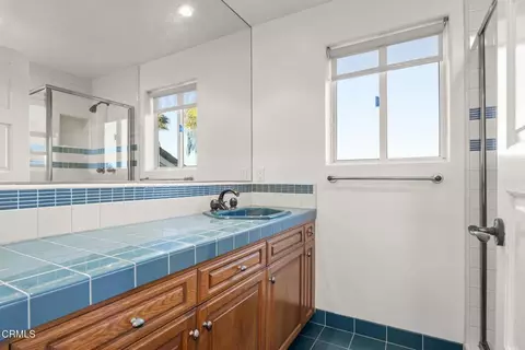 Bath - 1045 Mandalay Beach Rd, Oxnard, CA 93035 photo 10 of 11