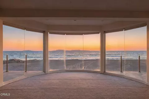 Living - 1045 Mandalay Beach Rd, Oxnard, CA 93035 photo 12 of 13