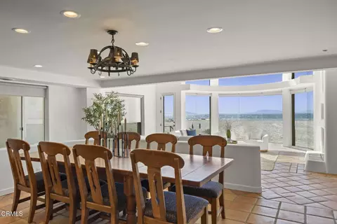 Dining - 1045 Mandalay Beach Rd, Oxnard, CA 93035 photo 3 of 3