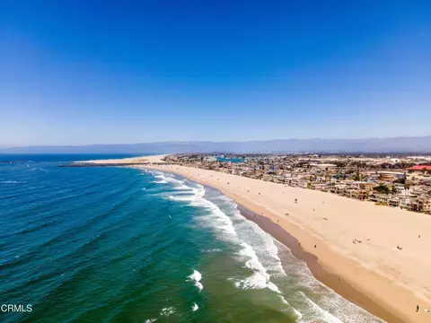 105 Ocean Dr, Oxnard, CA 93035 photo 2
