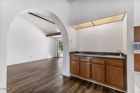 Entry Way - 244 Deerwalk, Thousand Oaks, CA 91320 photo 2 of 5