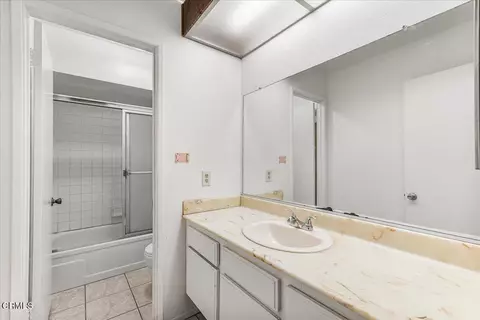 Bath - 244 Deerwalk, Thousand Oaks, CA 91320 photo 1 of 4