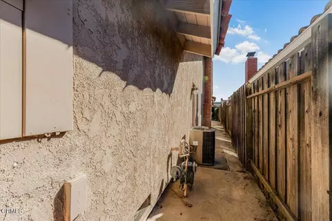 Exterior - 244 Deerwalk, Thousand Oaks, CA 91320 photo 3 of 13