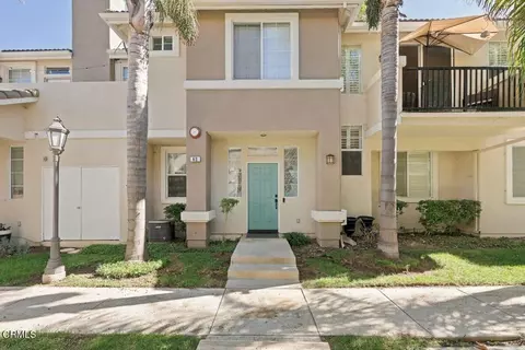 63 W Shoshone St, Ventura, CA 93001