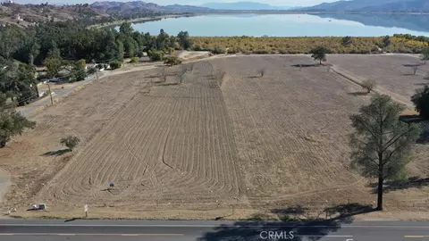31360 Riverside Dr, Lake Elsinore, CA 92532
