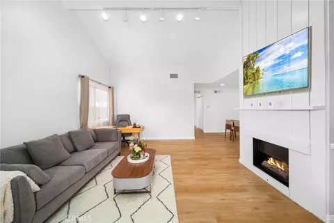 1231 S Golden West Ave #20, Arcadia, CA 91007