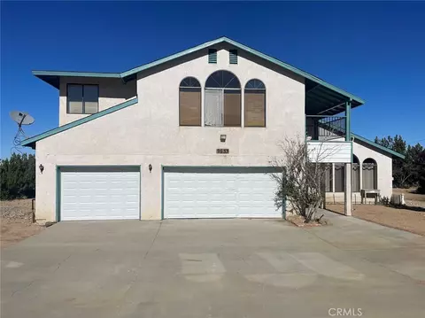 9635 Primavera Rd, Pinon Hills, CA 92372 photo 1