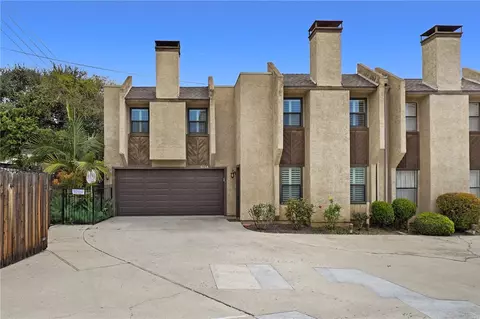 824 W Foothill Blvd #A, Monrovia, CA 91016