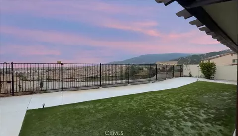 17857 Grapevine Ln, San Bernardino, CA 92407