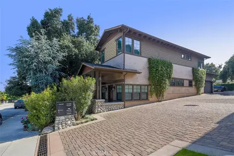 23 Sierra Pl, Sierra Madre, CA 91024