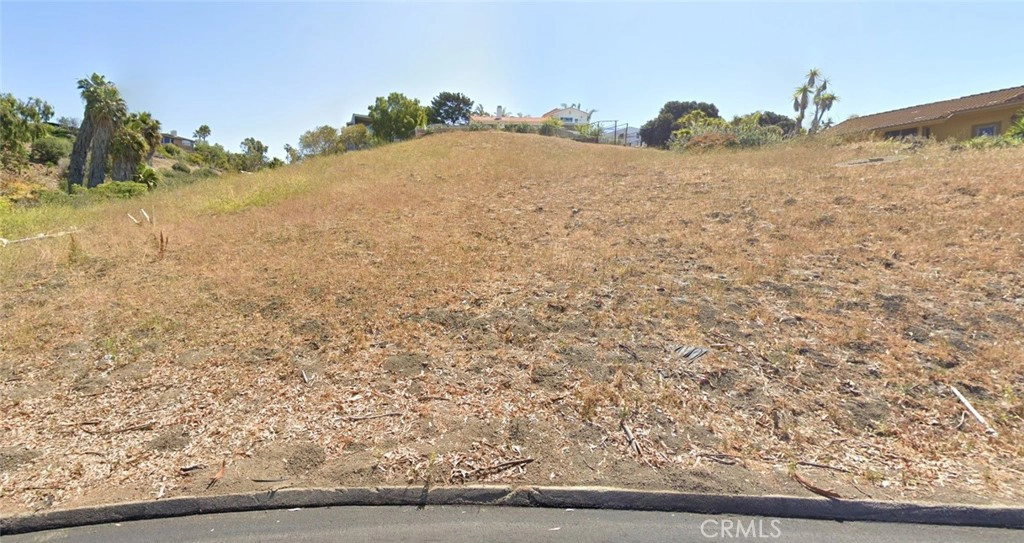 132 Avenida De La Paz  