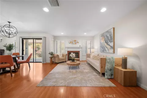 9646 Longden Ave #B, Temple City, CA 91780